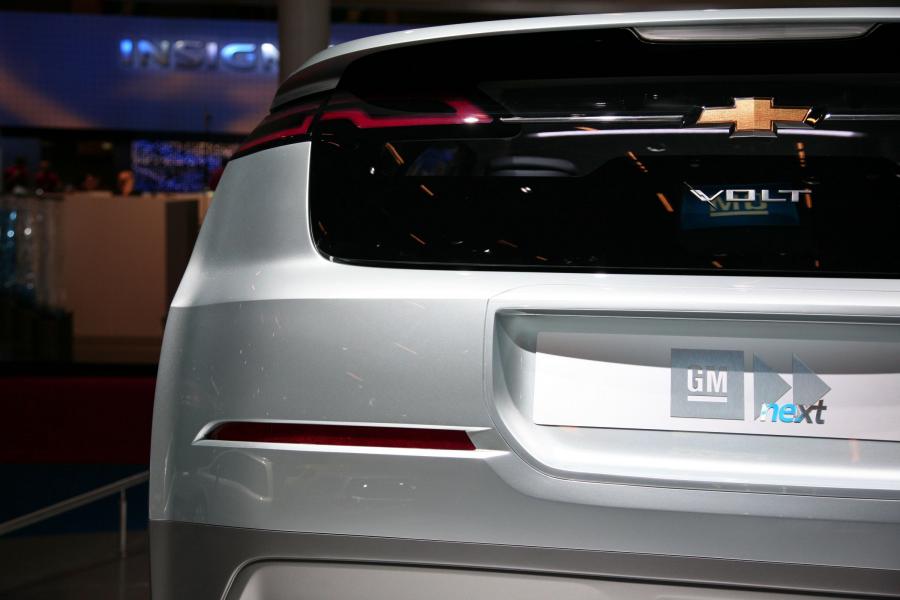  Chevrolet Volt 2011 года  (фото 162 из 356)